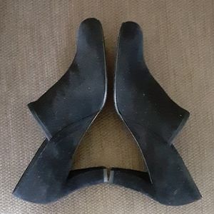 Stuart Weitzman Black Suede Heels women's size 9